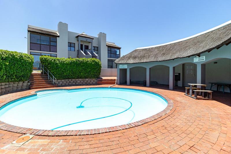 To Let 1 Bedroom Property for Rent in Loevenstein Western Cape